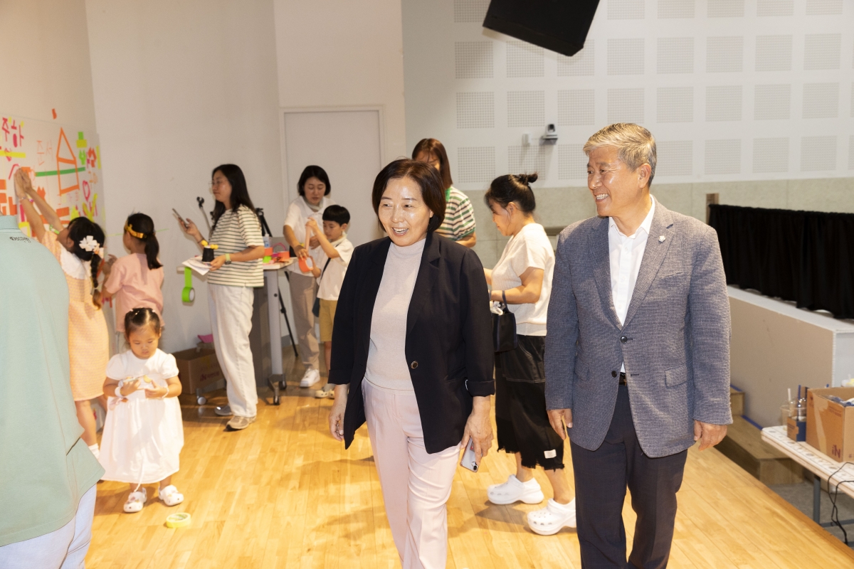 20250906-056[AMG_6755-2-AGC와 함께하는 2025 구미그림책잔치.jpg