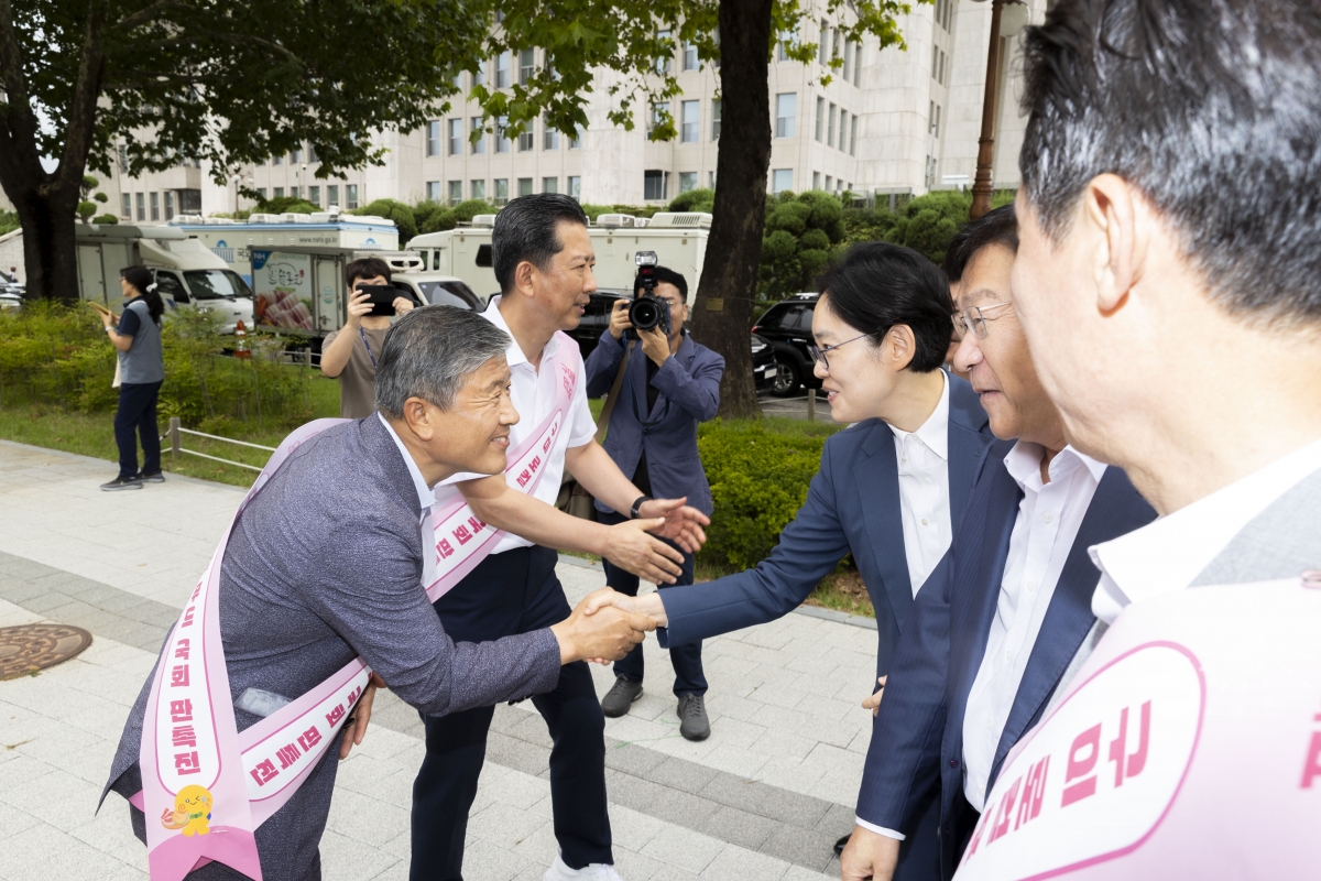 20250909-025[AMG_6892-1-구미 로컬푸드 국회 판촉전.jpg