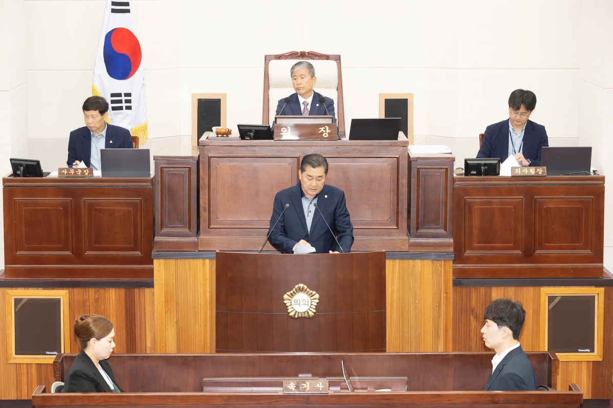 20250910-015[AMG_7145-제290회 임시회 제1차 본회의시 박세채 의원 5분 자유발언.jpg