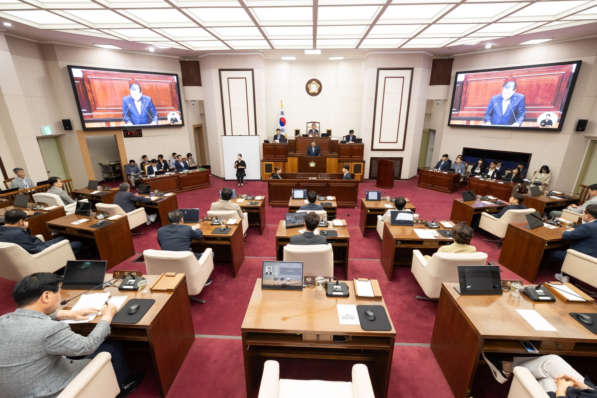 20250910-016[AMG_7146-제290회 임시회 제1차 본회의시 박세채 의원 5분 자유발언.jpg