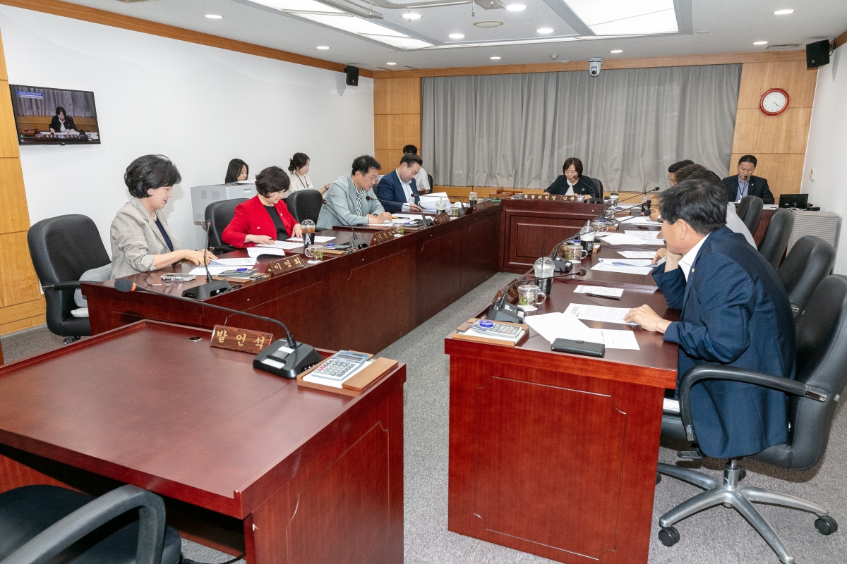 20250910-067[IMG_1466-제290회 임시회시 제2차 구미 현안 해결을 위한 특별위원회 활동.jpg