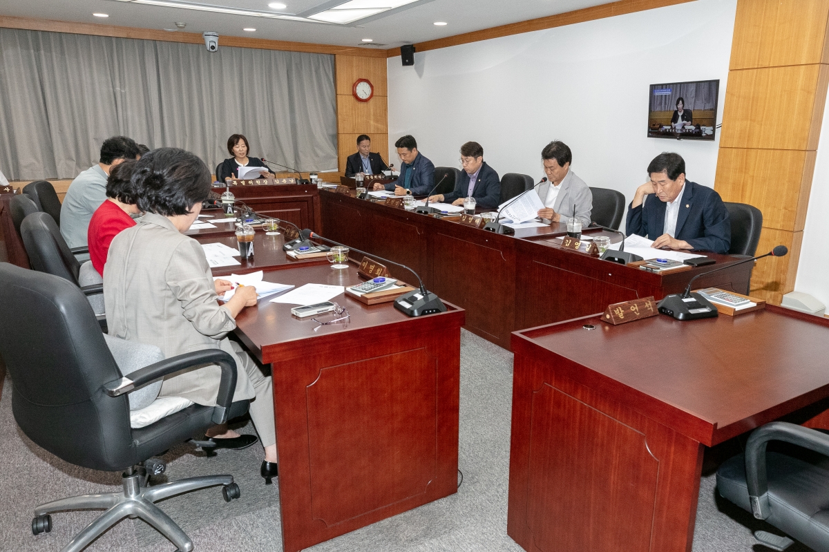 20250910-068[IMG_1470-제290회 임시회시 제2차 구미 현안 해결을 위한 특별위원회 활동.jpg