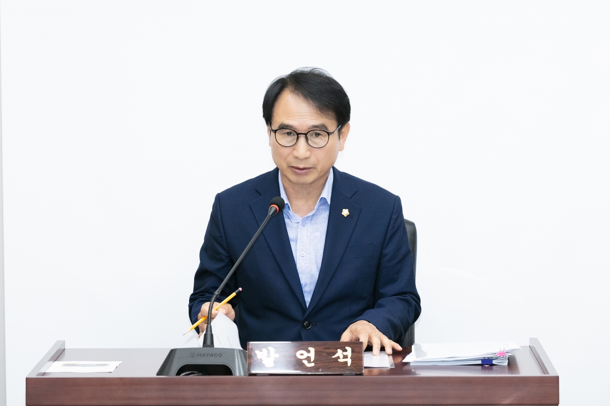 20250911-025[IMG_1567-제290회 임시회시 기획행정위원회 조례안 등 심사활동.jpg