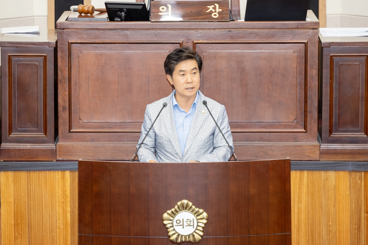 20250917-008[AMG_7878-제290회 임시회 제2차 본회의시 강승수 의원 5분 자유발언.jpg