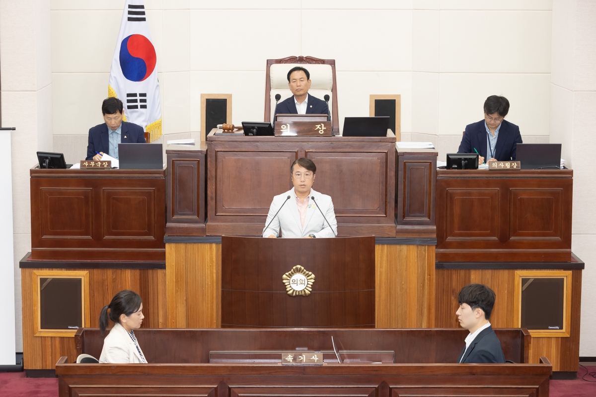 20250917-015[AMG_7894-제290회 임시회 제2차 본회의시 김민성 의원 5분 자유발언.jpg