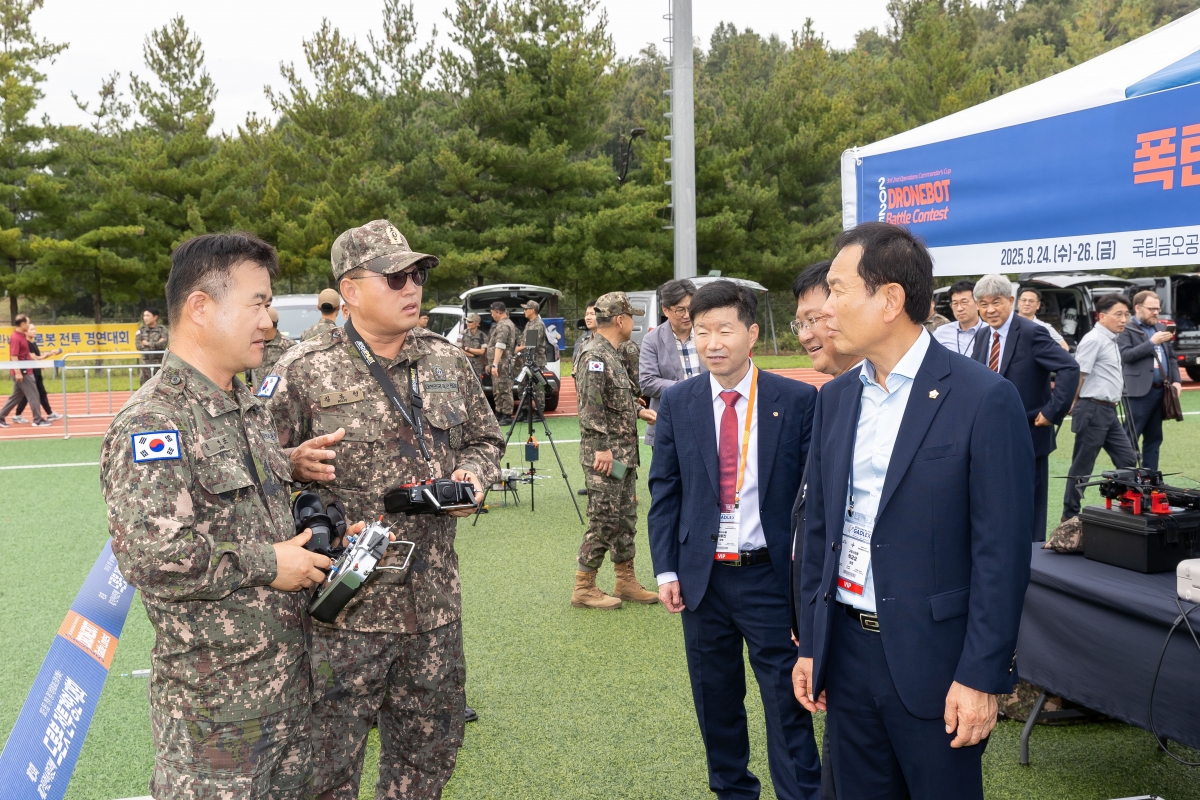 20250924-089[AMG_8590-제3회 제2작전사령관배 드론봇 전투경연대회.jpg
