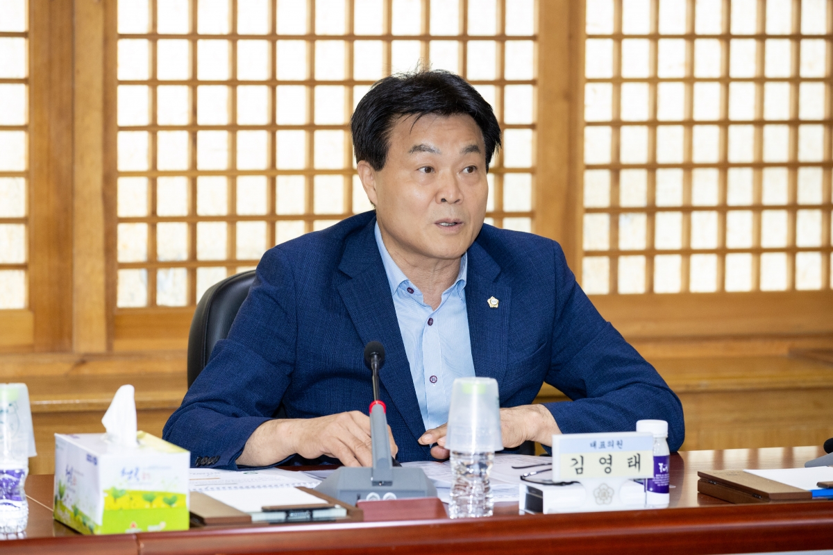 20250926-114[AMG_8954-의원연구단체 구미시 각종 위원회 실태 분석 연구회 소통간담회.jpg