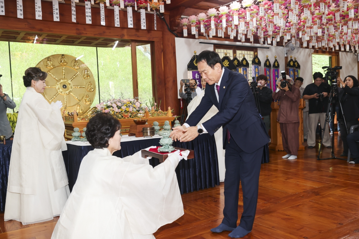 20251003-053[AMG_0056-1-제9회 향문화 대제전.jpg