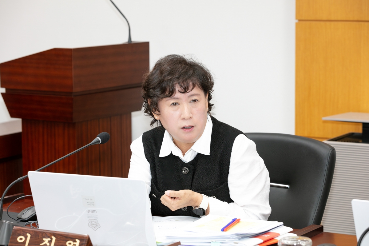 20251016-035[IMG_2178-제291회 임시회시 기획행정위원회 조례안 등 심사활동.jpg