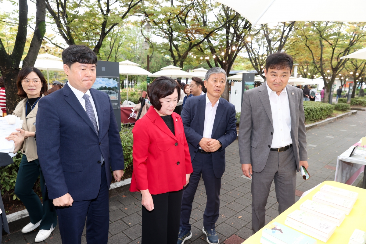 20251018-092[AMG_1639-1-구미독서문화축제.JPG