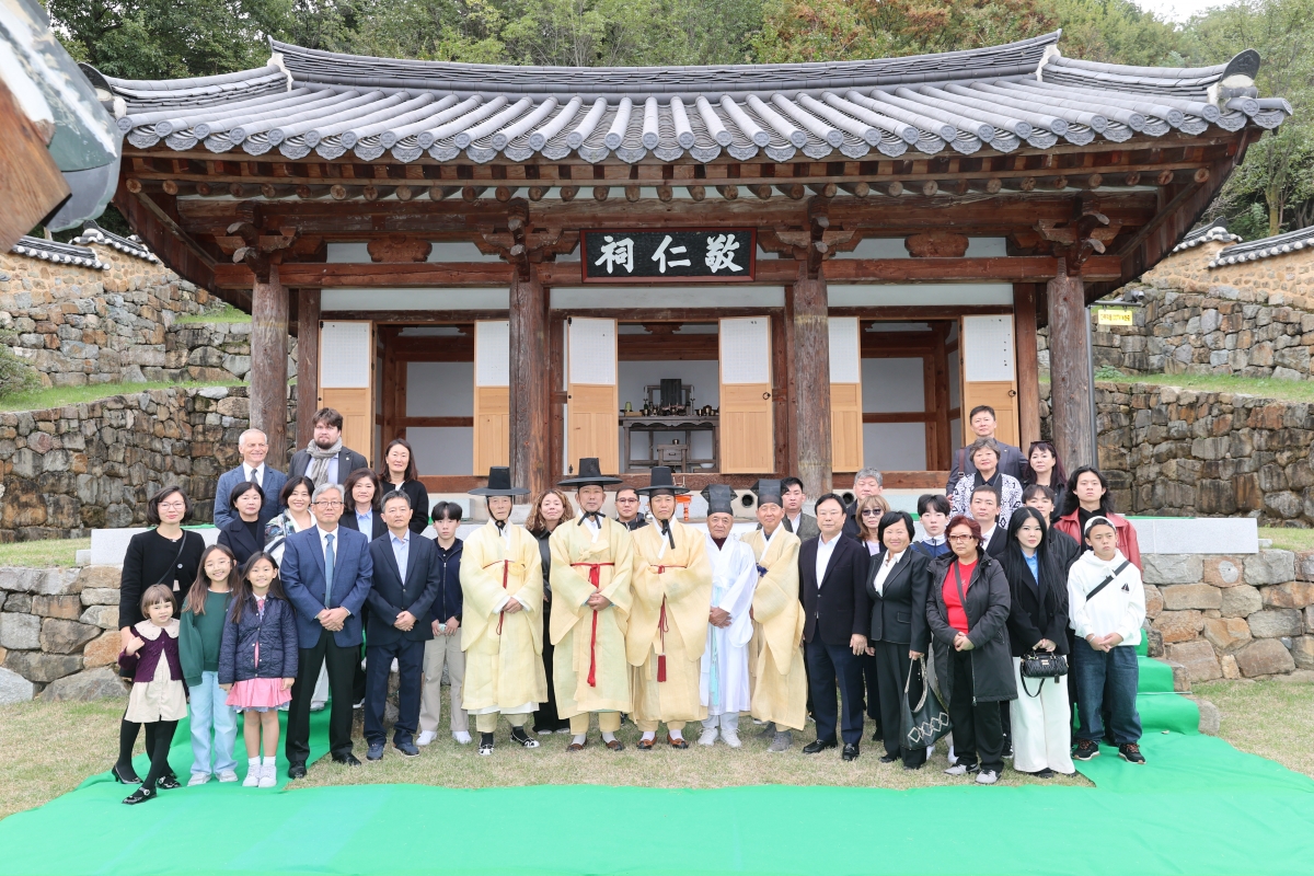 20251021-026[AMG_2172-1-왕산 허위 선생 순국 117주기 추모행사.JPG