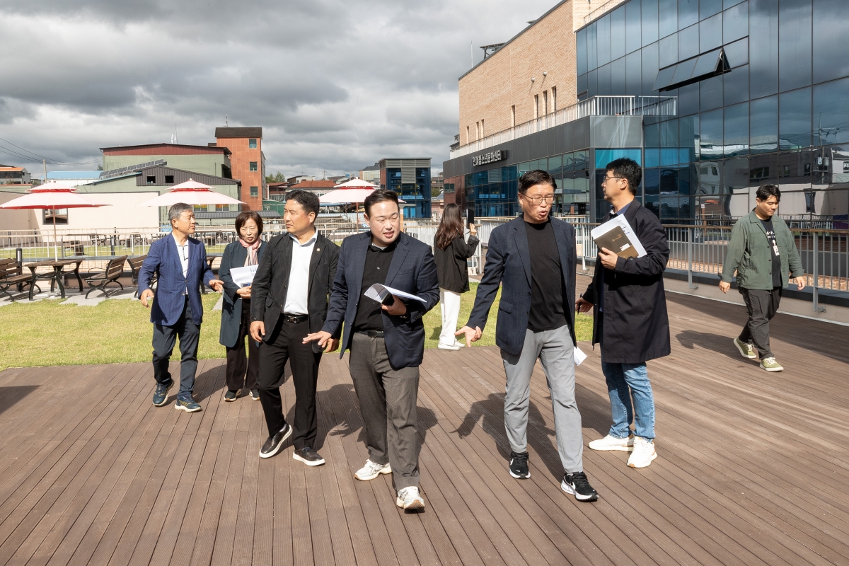 20251022-021[AMG_2500-의원연구단체 구미시 청년일자리 정책연구회 의성군 안계행복플랫폼 현장방문.jpg