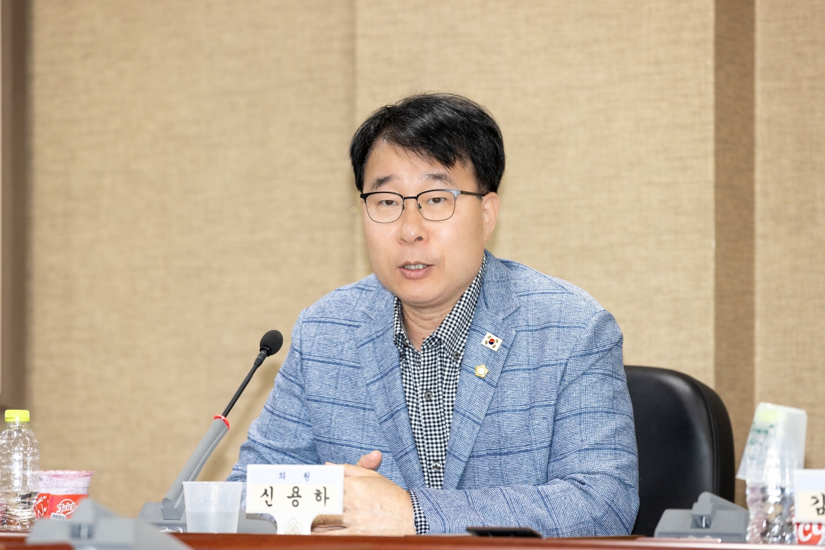 20251023-060[AMG_2883-의원연구단체 구미시 재정분석 연구회 최종보고회.jpg