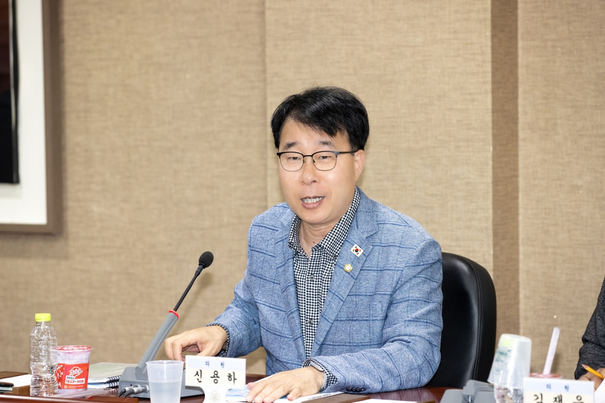 20251023-059[AMG_2878-의원연구단체 구미시 재정분석 연구회 최종보고회.jpg