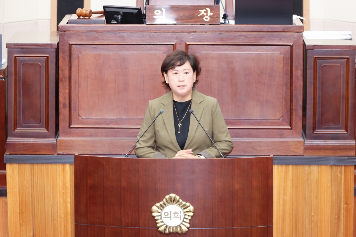 20251024-032[AMG_3026-1-제291회 임시회 제2차 본회의시 이지연 의원 2026년도 지방채 발행 동의안 건과 관련 반대토론.JPG