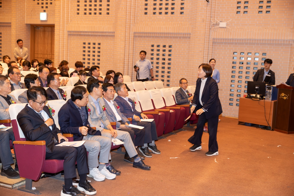 20251016-114[AMG_0680-2025 문화의 날 기념식.jpg