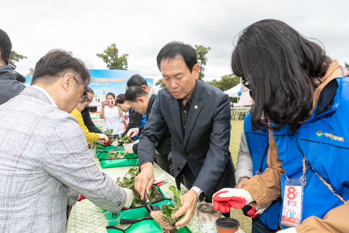 20251022-118[IMG_2723-구미시자원봉사대학 총동창회 한마음대회.jpg