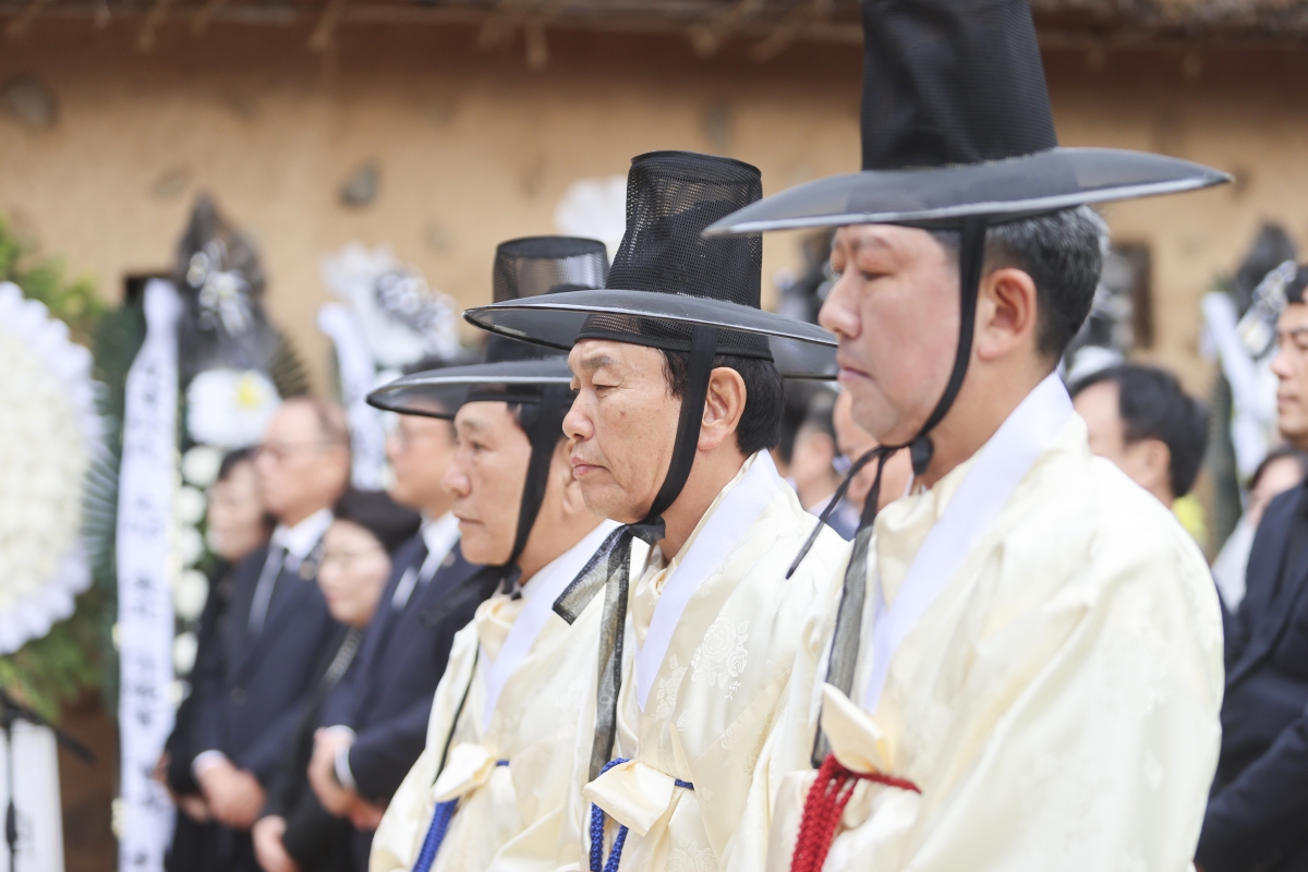 20251026-018[AMG_3265-1-박정희대통령 서거 46주기 추도제 및 추도식.jpg