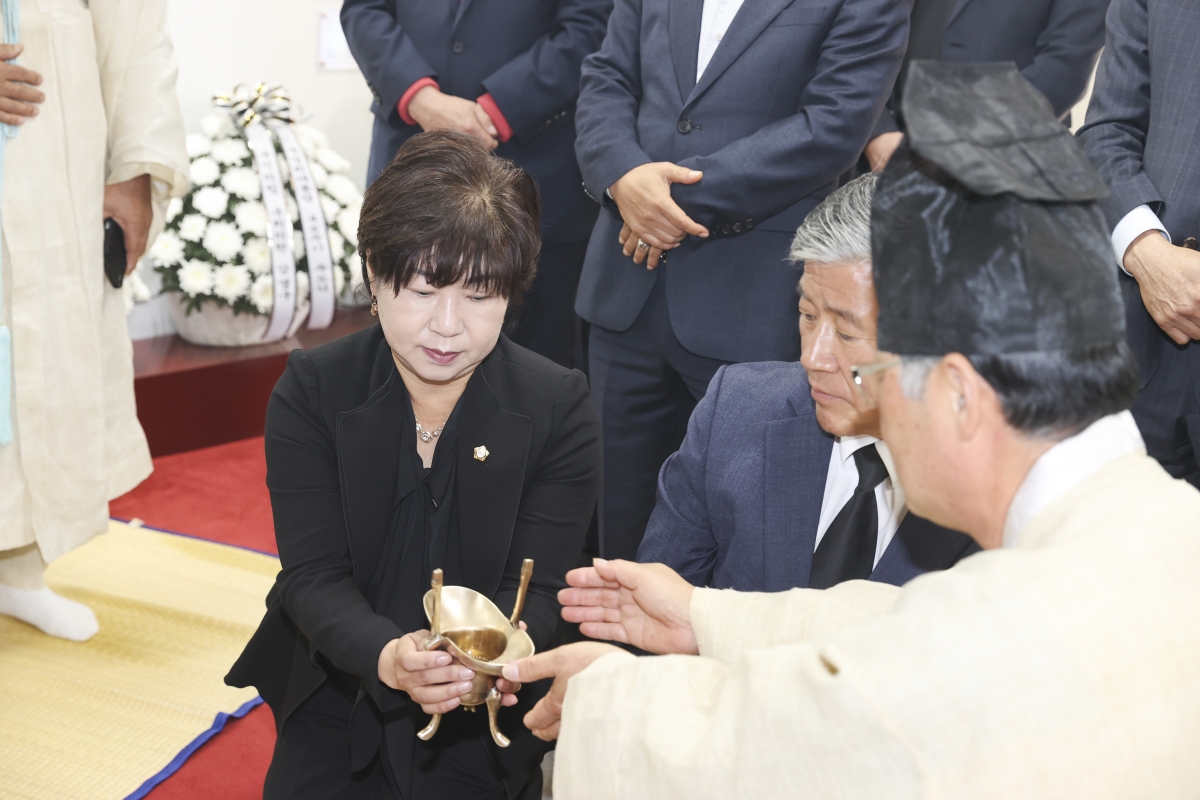 20251026-043[AMG_3337-1-박정희대통령 서거 46주기 추도제 및 추도식.jpg