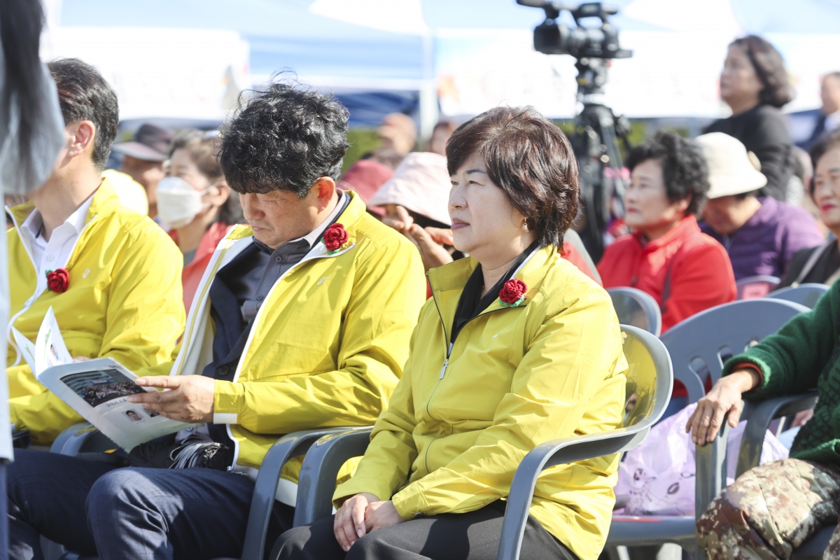 20251026-105[AMG_3482-1-제41회 금오산악제 및 한마음축제.jpg