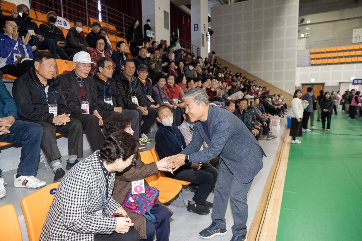 20251030-027[AMG_4467-제29회 노인의 날 기념식-1.JPG