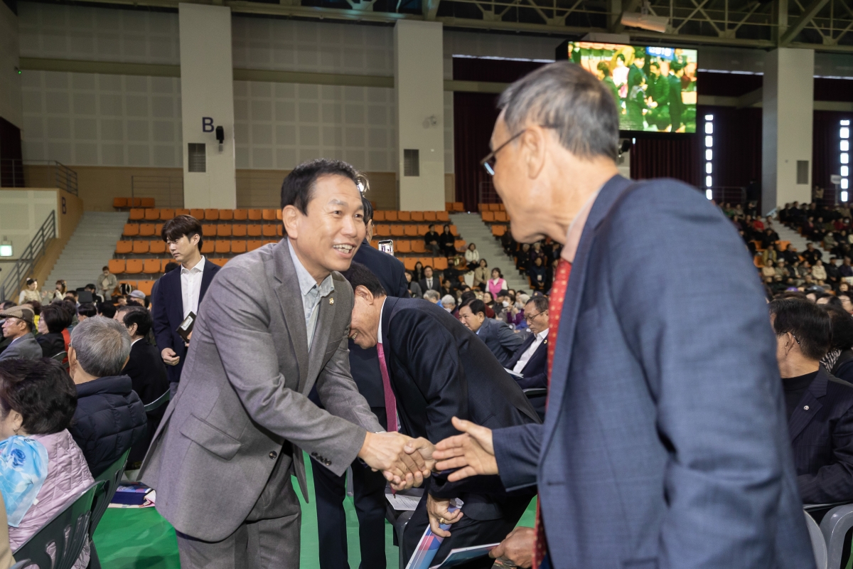 20251030-033[AMG_4485-제29회 노인의 날 기념식-1.JPG