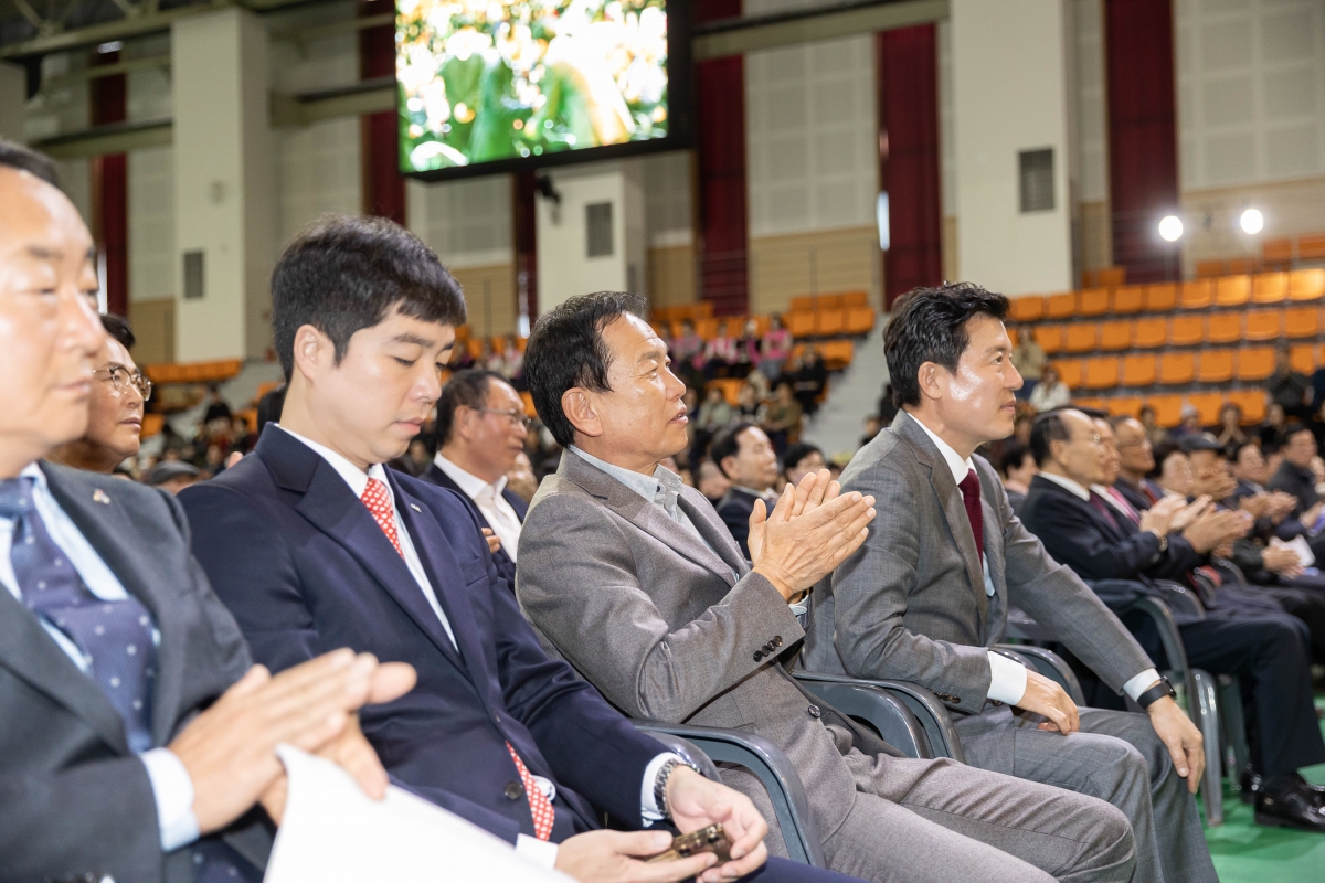 20251030-059[AMG_4555-제29회 노인의 날 기념식-1.JPG