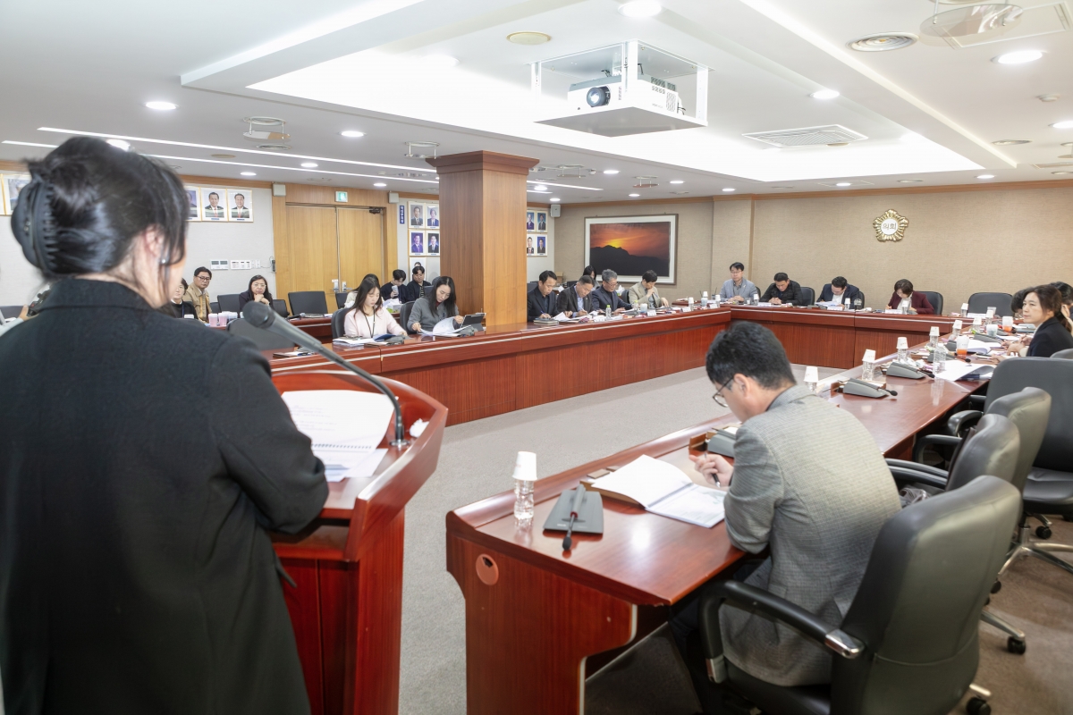 20251031-016[IMG_3048-의원연구단체 청년 일자리 정책연구회 최종보고회.jpg