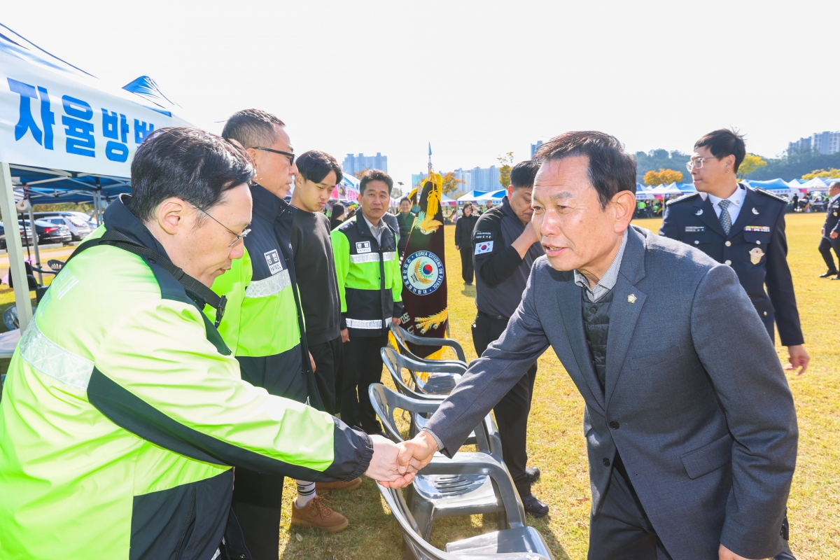 20251102-052[AMG_5327-1-구미시 자율방범 범죄예방 실천결의대회.JPG