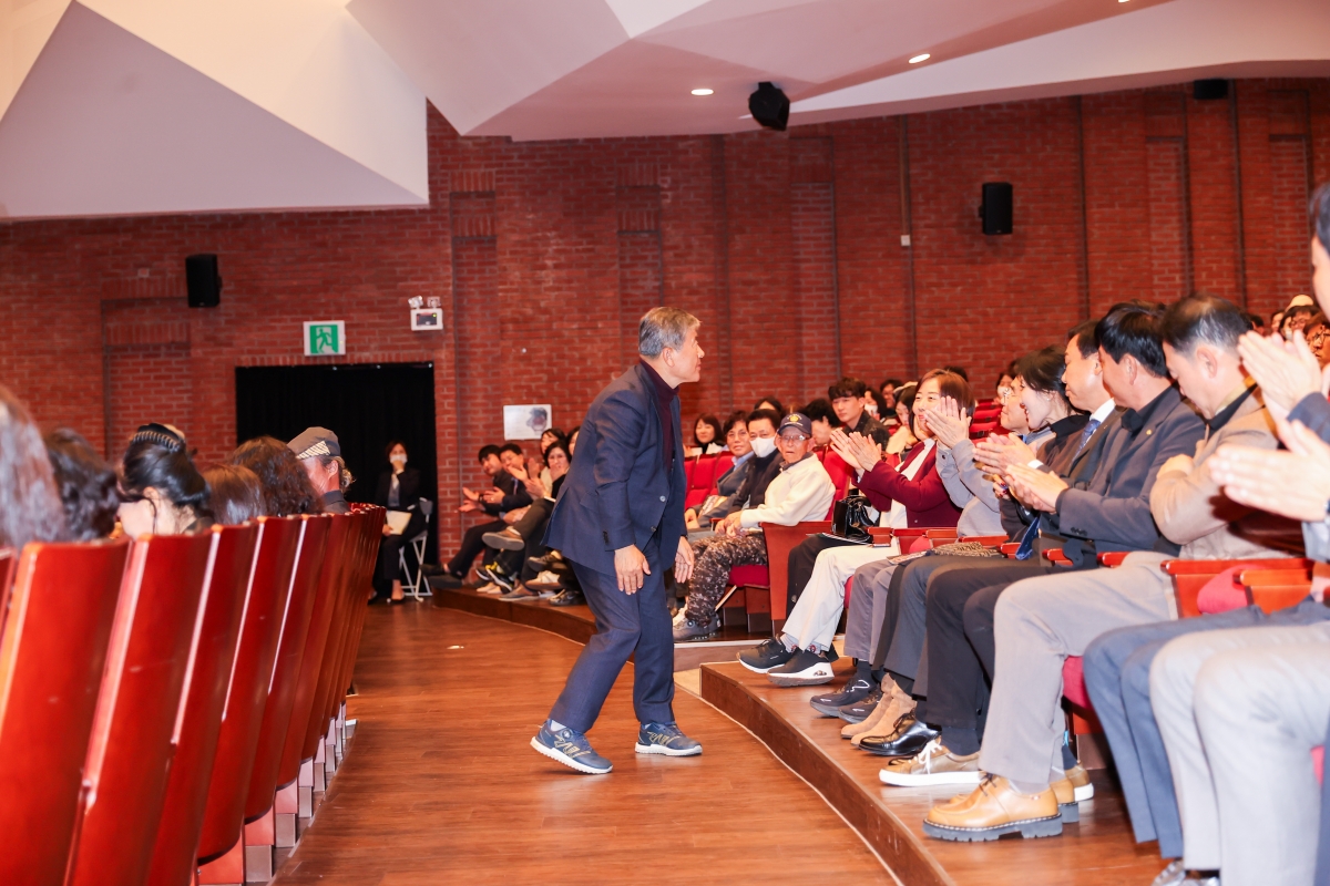 20251104-096[AMG_5622-1-제34회 새마을여성합창단 정기연주회.JPG