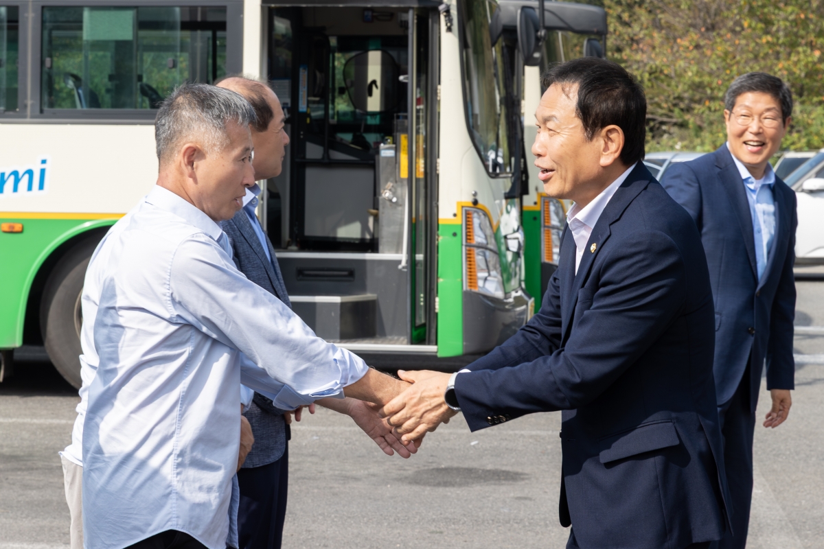 20251002-037[AMG_9733-2025 추석 맞이 일선교통 격려 방문.jpg