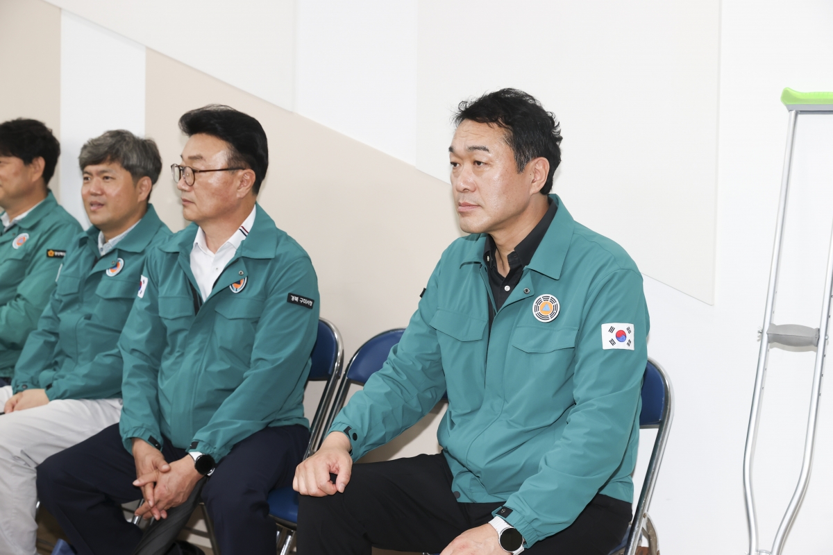 20251003-027[AMG_0009-1-2025 추석 맞이 구미시청 상황실 격려 방문.jpg