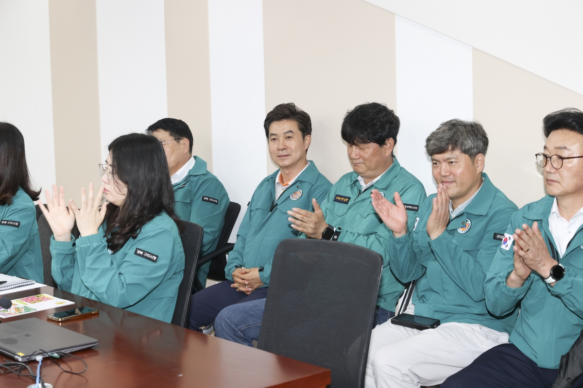 20251003-024[AMG_0005-1-2025 추석 맞이 구미시청 상황실 격려 방문.jpg