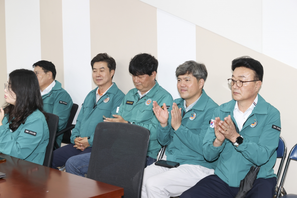 20251003-025[AMG_0006-1-2025 추석 맞이 구미시청 상황실 격려 방문.jpg