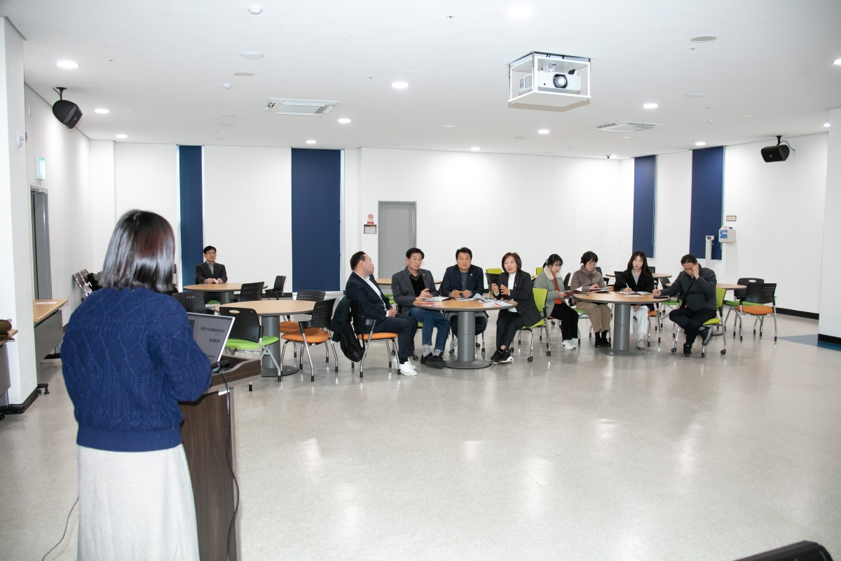 20251118-010[IMG_3913-구미 현황해결을 위한 특별위원회 대전도시재생지원센터 현장방문활동.jpg