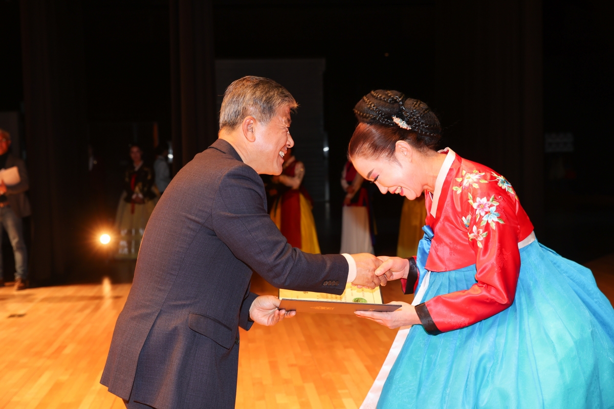 20251115-147[AMG_6688-1-제5회 낙동강구비 구미전국시니어무용대제전.JPG