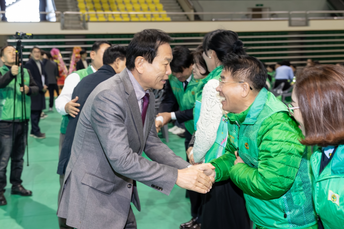 20251121-006[AMG_7335-구미시 새마을의 날 기념 한마음대회 및 환경살리기.jpg