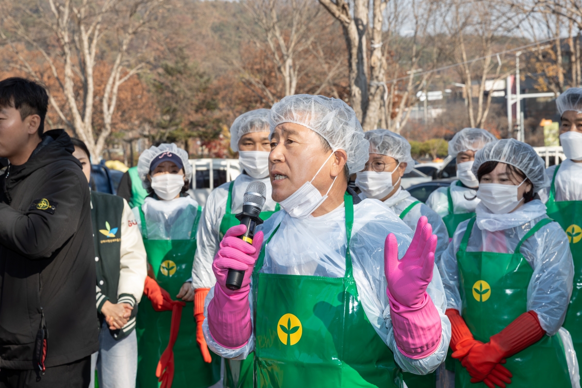 20251124-037[AMG_7748-2025 사랑의 김장담그기.jpg