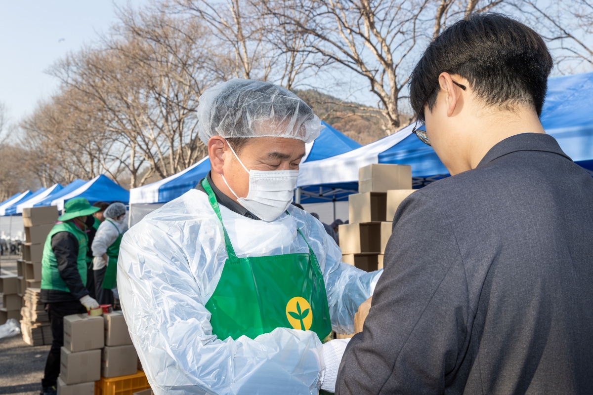 20251124-057[AMG_7801-2025 사랑의 김장담그기.jpg