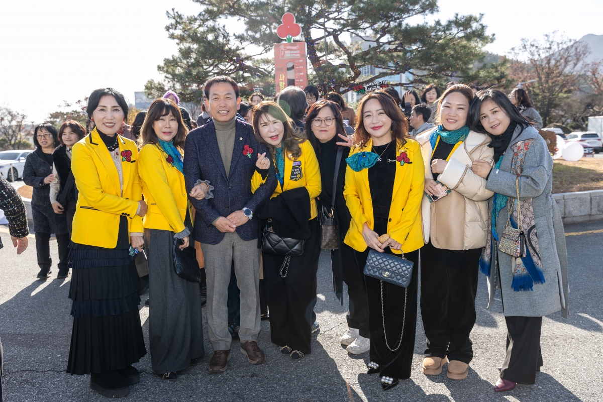 20251201-067[AMG_9294-사랑의온도탑 제막식.jpg