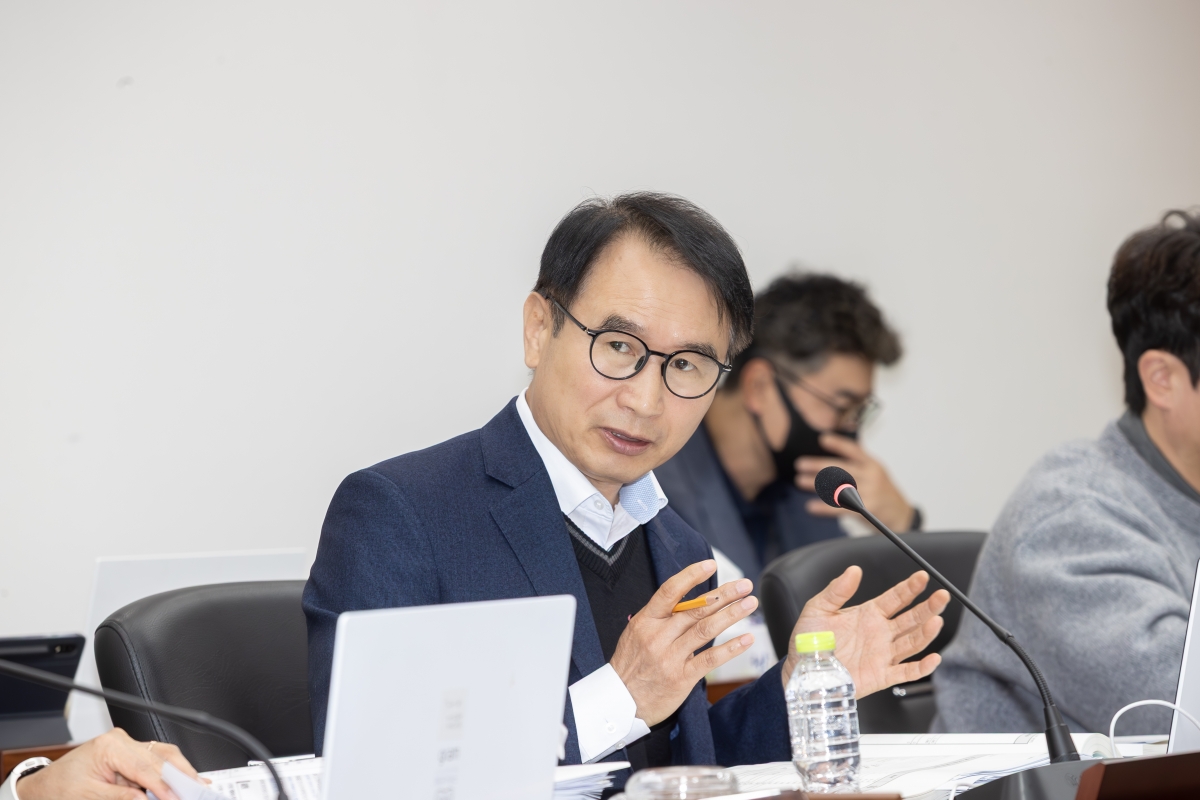 20251127-012[AMG_8598-제292회 제2차 정례회시 기획행정위원회 소관 2026년도 예산안 및 기금운용계획안 예비심사 활동.jpg