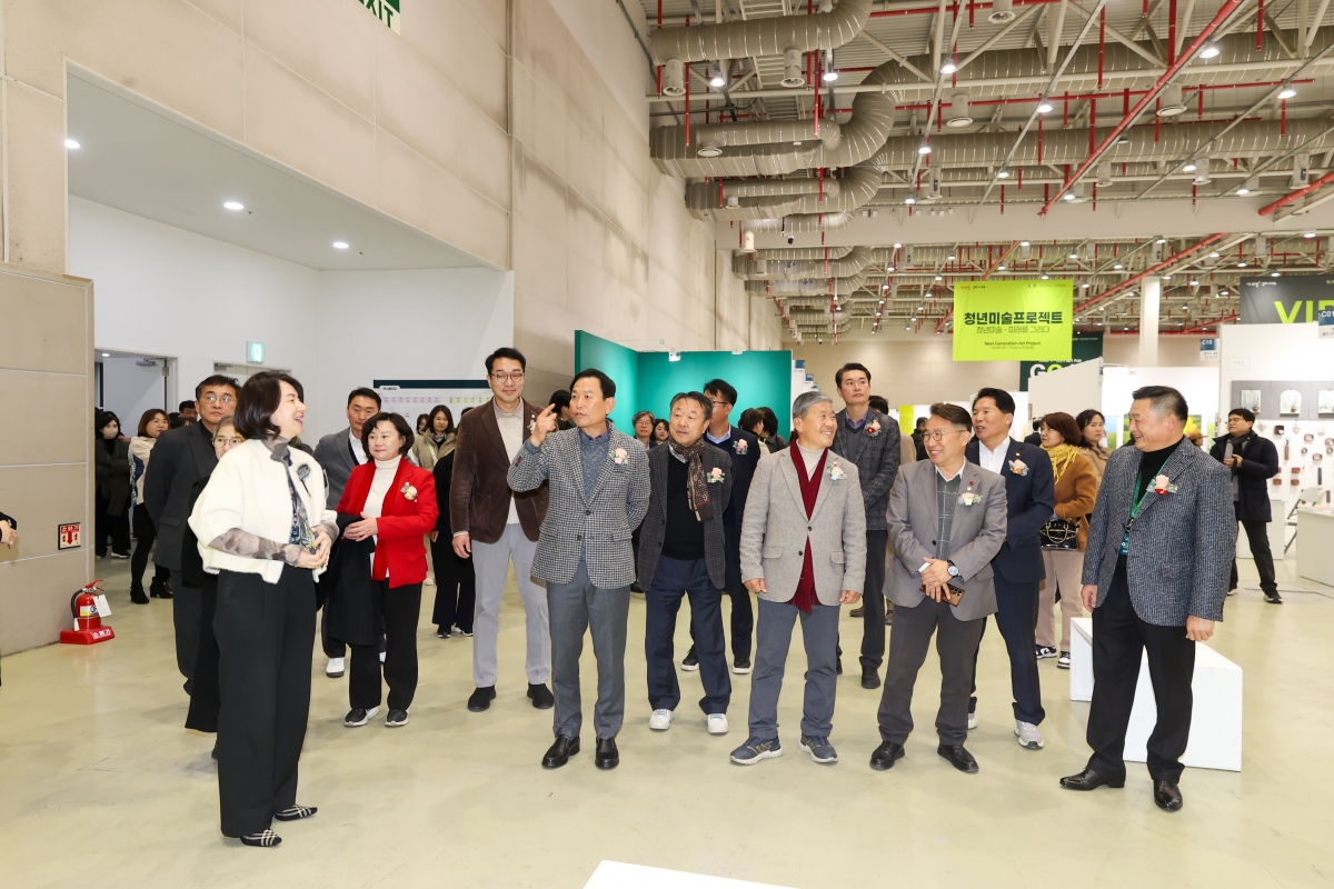 20251204-089[AMG_9959-1-2025 구미아트페어.JPG