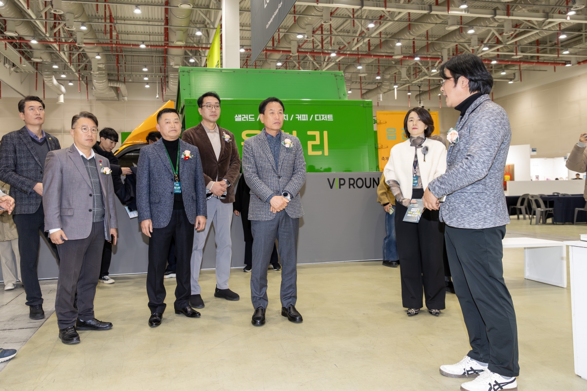 20251204-106[AMG_0014-2025 구미아트페어.jpg