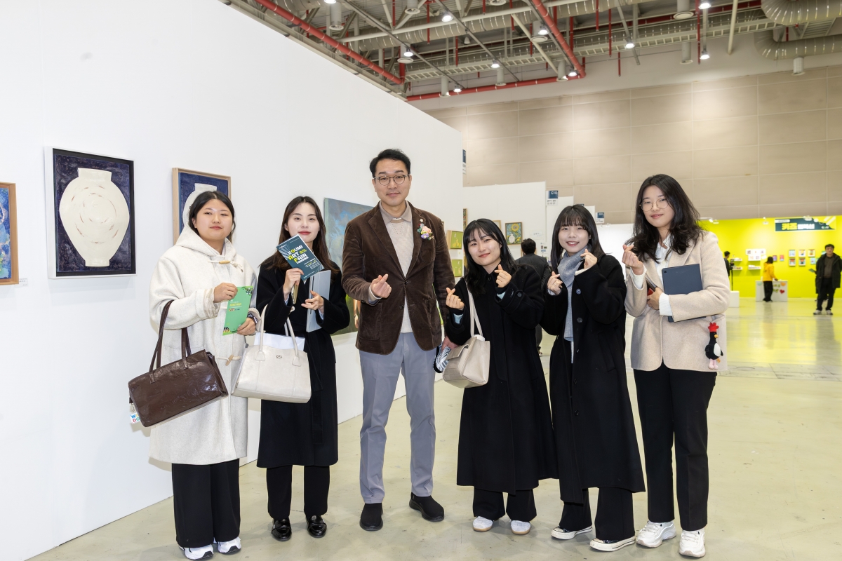 20251204-119[AMG_0073-2025 구미아트페어.jpg