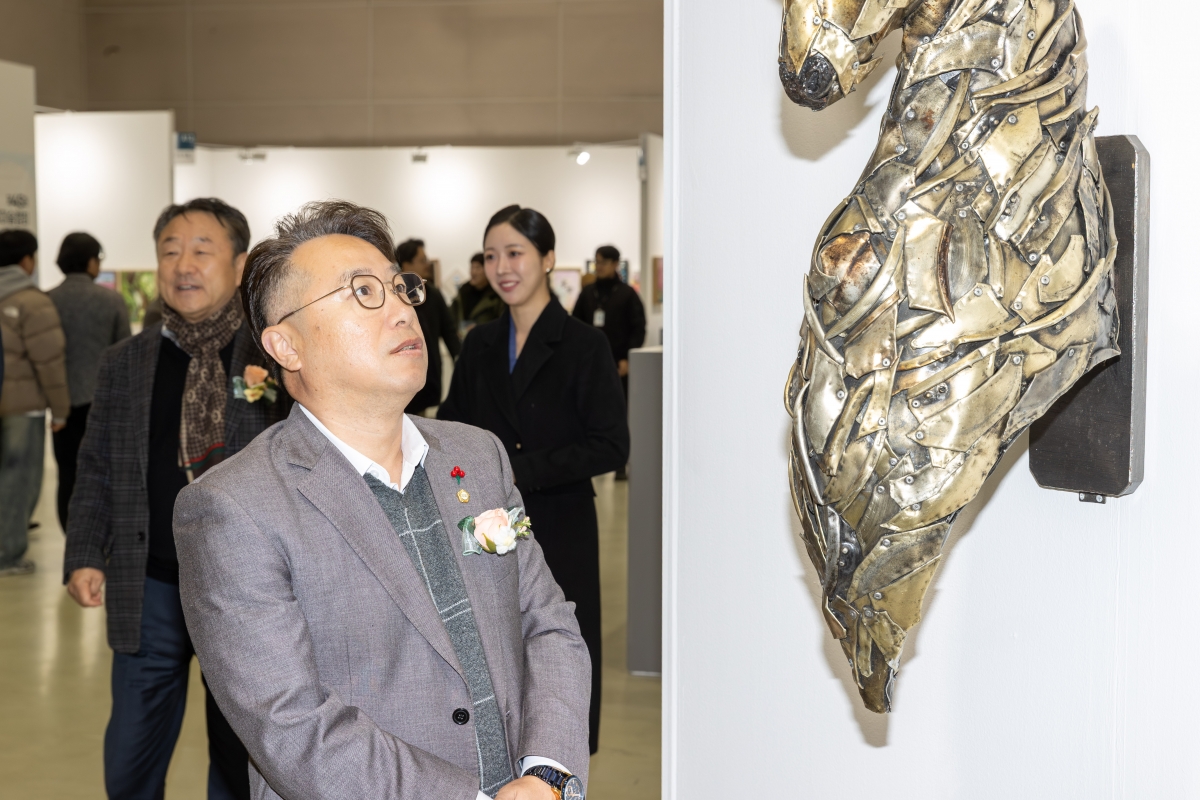 20251204-109[AMG_0026-2025 구미아트페어.jpg