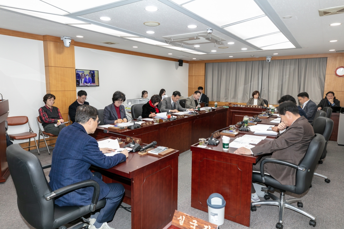 20251211-064[IMG_4549-제292회 제2차 정례회시 제4차 구미 현안 해결을 위한 특별위원회 활동.jpg
