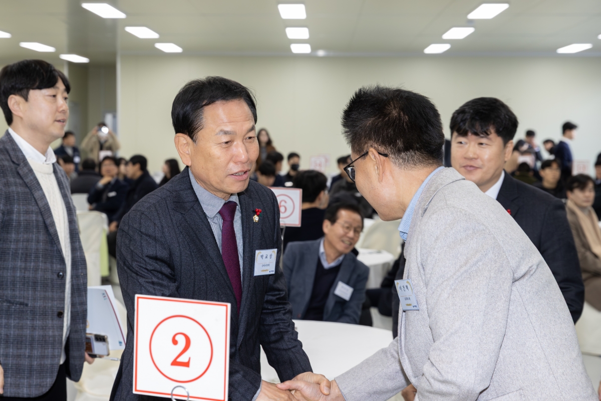 20251211-090[AMG_0884-주)디지트론 구미공장 개소식.jpg