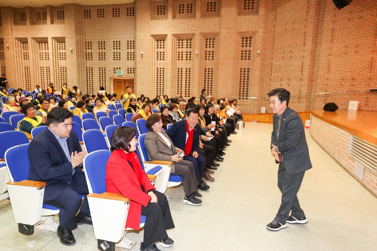 20251218-043[AMG_1883-1-대한적십자사봉사회 어울마당.JPG