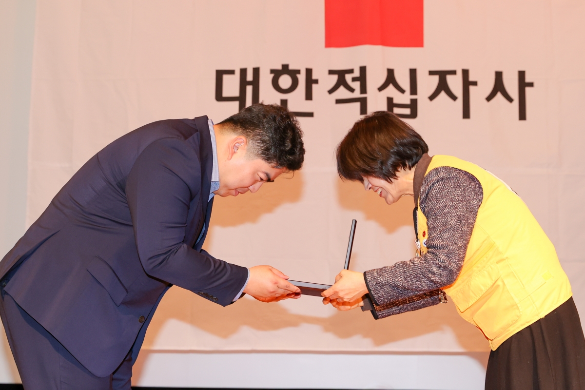 20251218-064[AMG_1947-1-대한적십자사봉사회 어울마당.JPG
