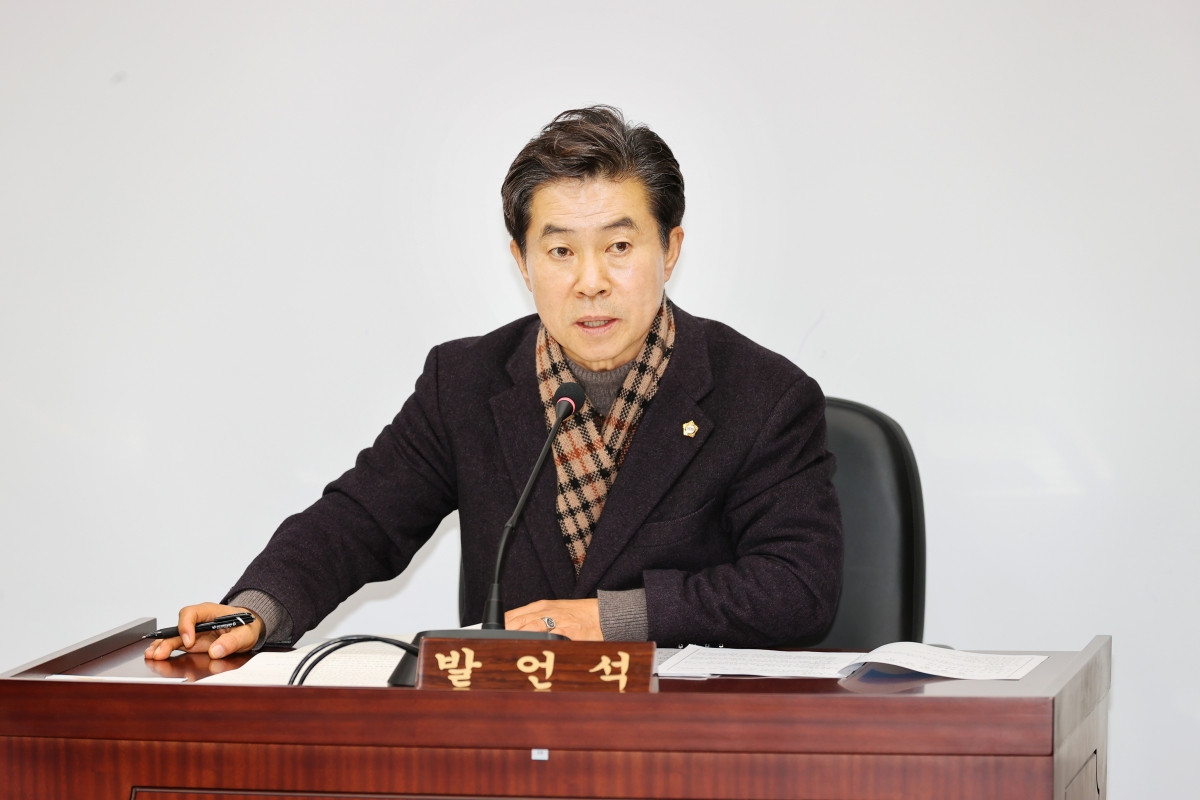 20260114-042[AMG_3903-1-제293회 임시회 문화환경위원회 조례안 등 심사활동.jpg